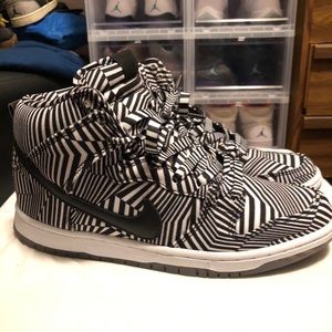 Nike Sb dunk high “concept car”